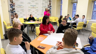 17 ноября учащиеся школы № 2 побывали в Доме детского творчества Василеостровского района.